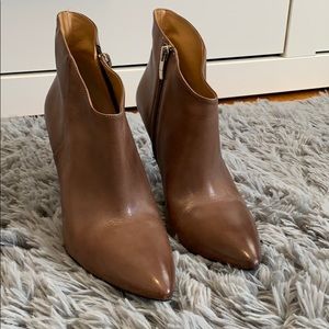 Enzo Angiolini leather booties